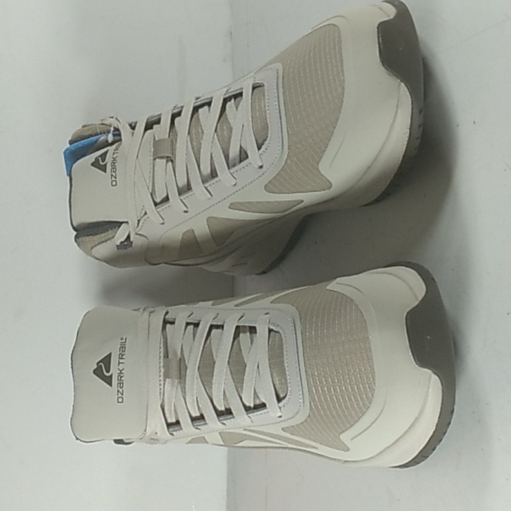 New, OzarkTrail Leather Waterprook Gray and Green Size 11.5 High Top Sneakers.